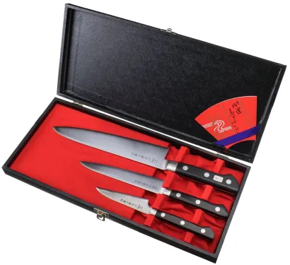Zestaw 3 noży Tojiro DP3: Nóż do obierania 9cm + Nóż uniwersalny 15cm + Nóż uniwersalny 15cm
